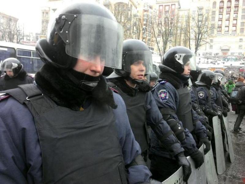 В Крыму собирают вещи и деньги для бойцов  киевского Майдана