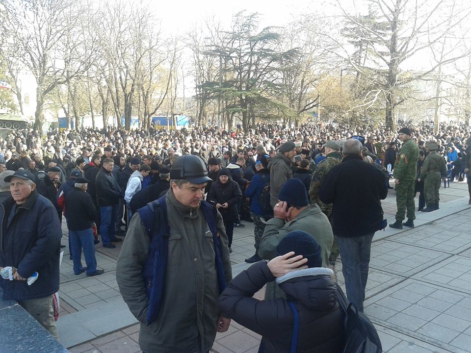 Воскресенье в Крыму: каждому по митингу! (видео)