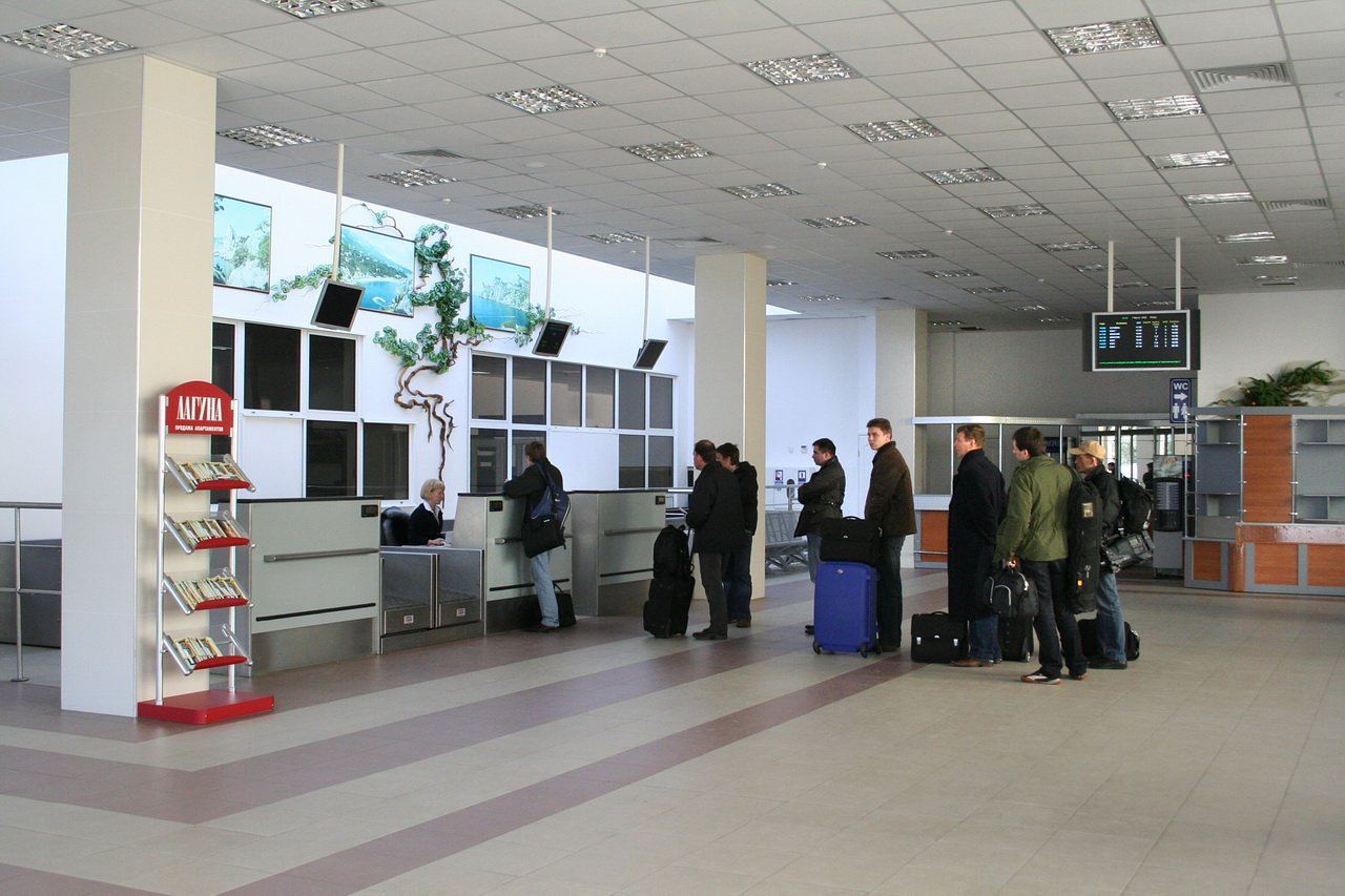 Аэропорт  Симферополя  работает в штатном режиме