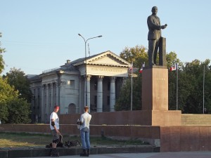 В. Ленин, памятник в Симферополе