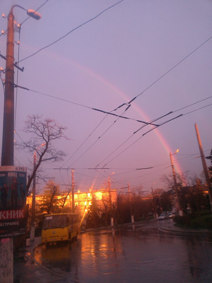 Погода в Крыму: дождь со снегом, радуга и солнце Ярило…