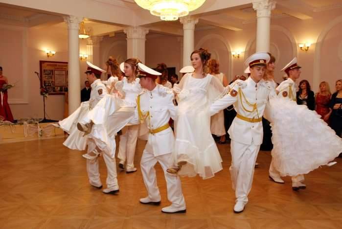 День святой Татьяны крымские студенты отпразднуют на балу