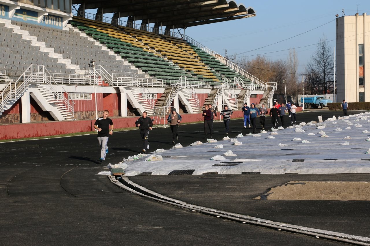 В Керчи восстанавливают стадион 50-летия Октября