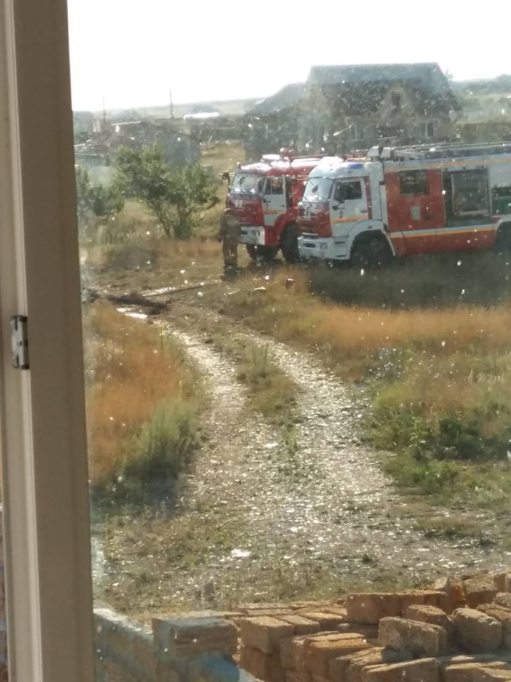 На пожаре в Симферополе чудом остались живы спасатели
