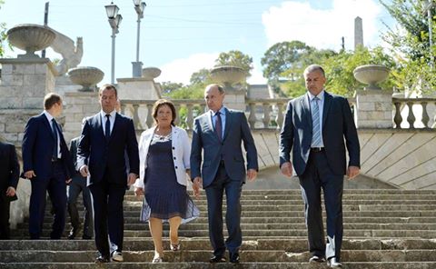 Президент поручил ускорить реставрацию Митридатской лестницы в Керчи