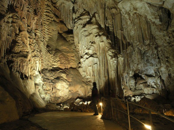 Мраморная пещера Крыма превратится в концертную площадку